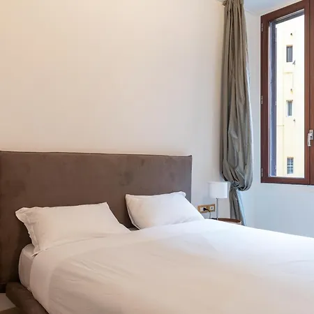 Pontida 4 - Bilocale Moscova Appartement *